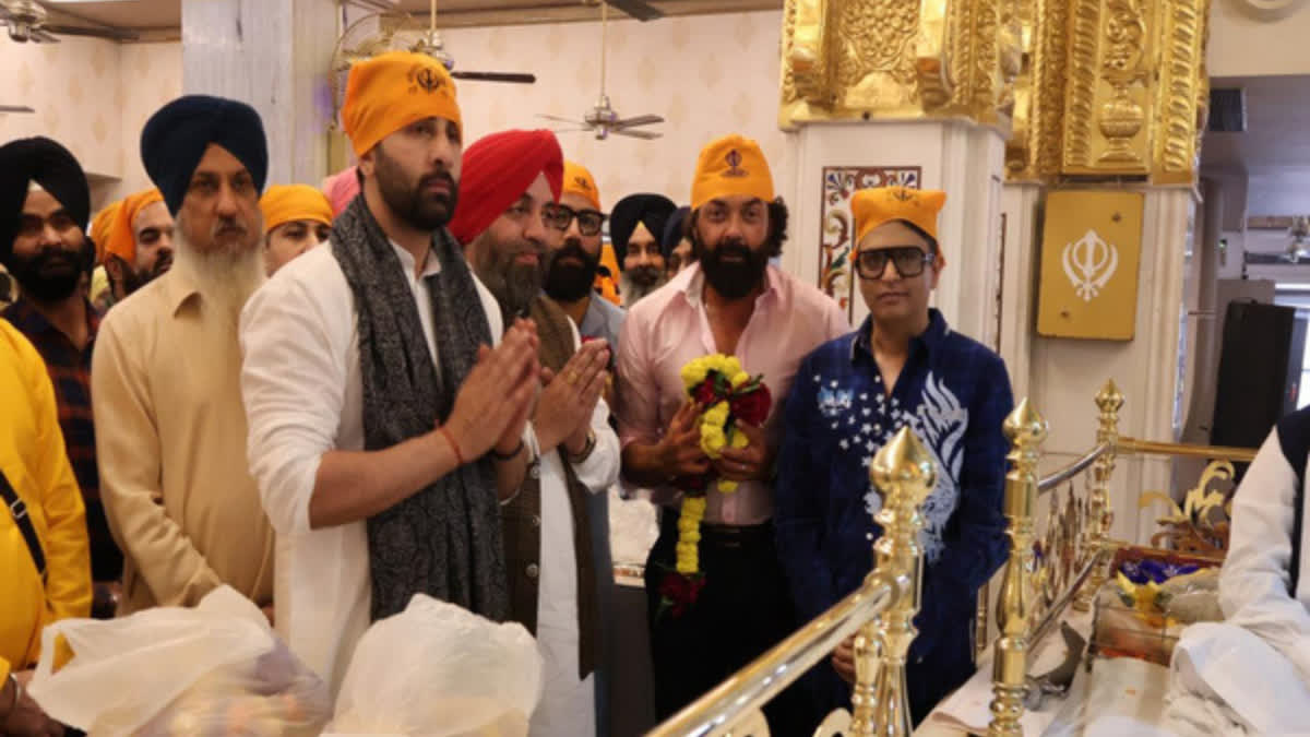 Ranbir Bobby In bangla saheb