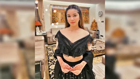 sara Tendulkar shares social media post  concerned by her deep fake photos  sara Tendulkar deep fake video viral  Sara Tendulkar on Deep Fake  ನನ್ನ ಡೀಪ್‌ಫೇಕ್ ವಿಡಿಯೋಗಳು ವೈರಲ್ ಆಗಿವೆ  ಸಚಿನ್ ಪುತ್ರಿ ಸಾರಾ ವೇದನೆ  ಕ್ರಿಕೆಟ್ ದಿಗ್ಗಜ ಸಚಿನ್ ತೆಂಡೂಲ್ಕರ್ ಅವರ ಪುತ್ರಿ ಸಾರಾ  ಡೀಪ್‌ಫೇಕ್​ ವಿಡಿಯೋಗಳು ಸಾಮಾಜಿಕ ಮಾಧ್ಯಮದಲ್ಲಿ ವೈರಲ್  ಕ್ರಿಕೆಟ್ ದಿಗ್ಗಜ ಸಚಿನ್ ತೆಂಡೂಲ್ಕರ್  ಡೀಪ್‌ಫೇಕ್​ನಿಂದ ಬೇಸರ  ಡೀಪ್‌ಫೇಕ್ ವಿಡಿಯೋಗಳು ಸಾಮಾಜಿಕ ಜಾಲತಾಣಗಳಲ್ಲಿ ವೈರಲ್