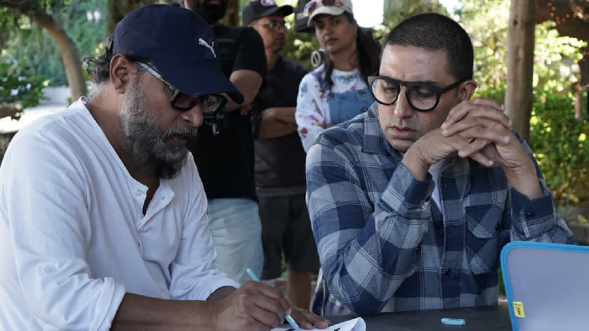 Director Shoojit Sircar with Abhishek Bachchan