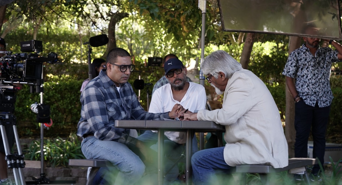 Director Shoojit Sircar with Abhishek Bachchan