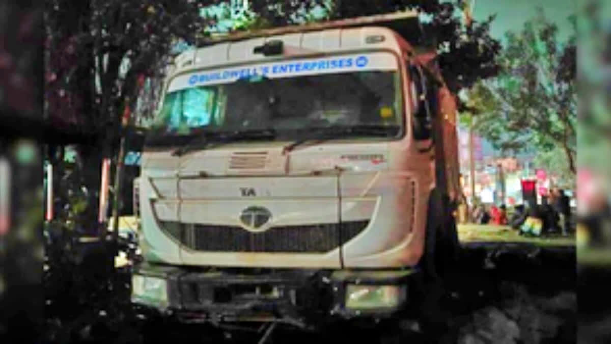 2 Children Among 3 Killed As Truck Mows Down 9 Sleeping On Pavement In Pune