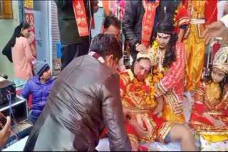 Man playing Hanuman  dies of heart attack  heart attack on stage  ಮೃತಪಟ್ಟ ಹನುಮಂತ  ರಾಮ ಪ್ರಾಣ ಪ್ರತಿಷ್ಠಾಪನೆ ದಿನ
