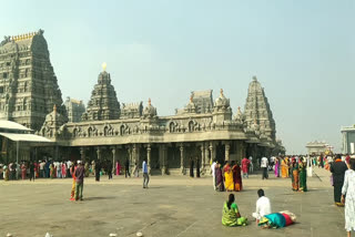 Coconut Issue In Yadadri Temple