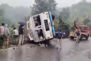 6-killed-and-11-injured-after-truck-overturns-in-mayurbhanj