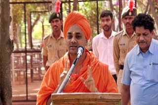 Koppal Gavisiddeshwara Swamiji spoke.