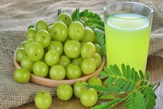 Drink Amla juice every morning on an empty stomach, you will get not just one but many benefits for your health