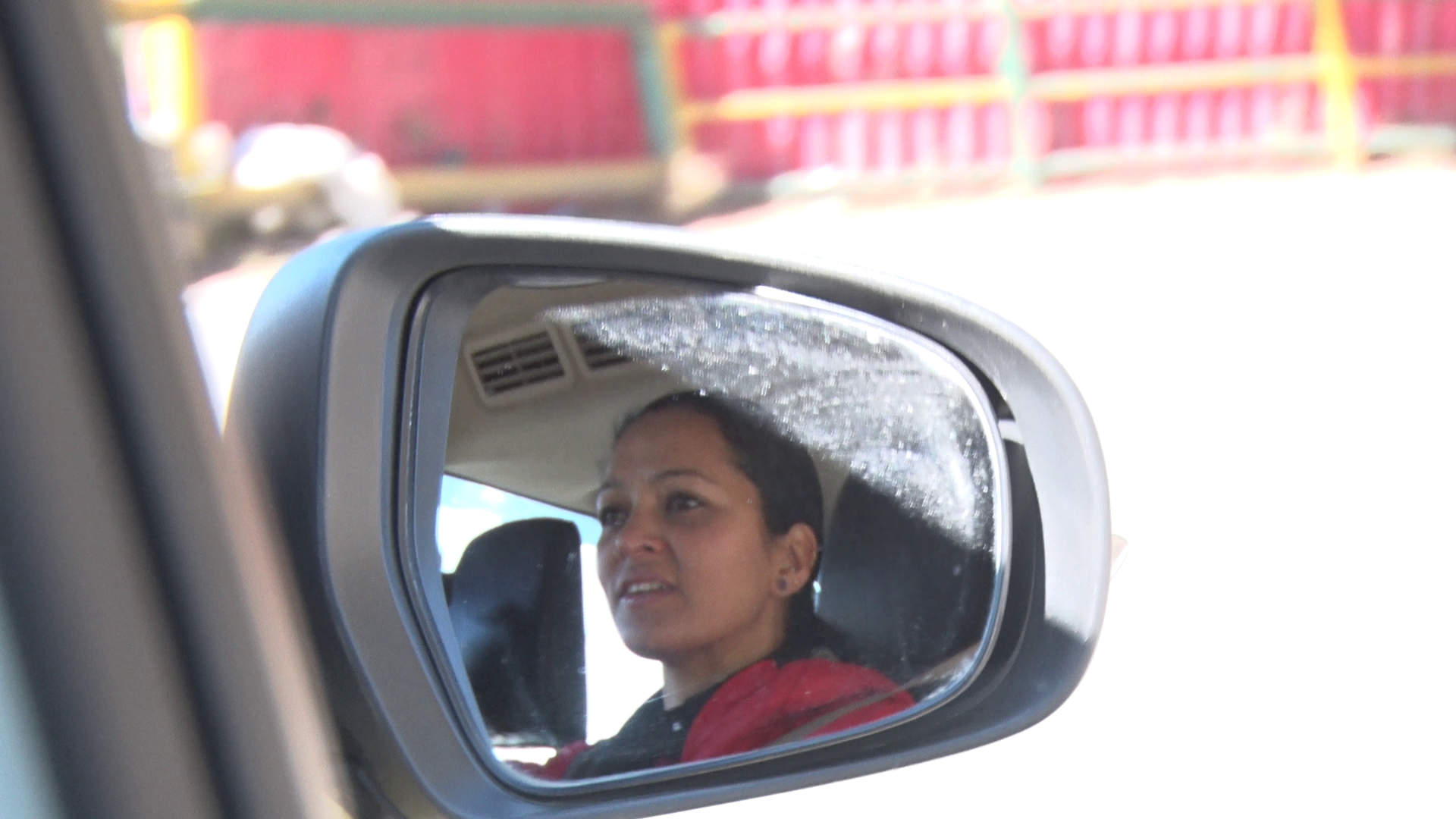 In Driving She Found Her Calling & Chose The Road Less Taken, Meet Meenakshi Negi