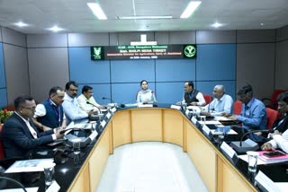 Jharkhand government Agriculture Minister Shilpi Neha Tirkey visited Indian Institute of Horticultural Research in Bengaluru