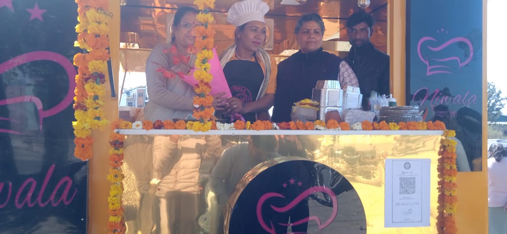 Uttarakhand First Transgender Food Truck in Dehradun