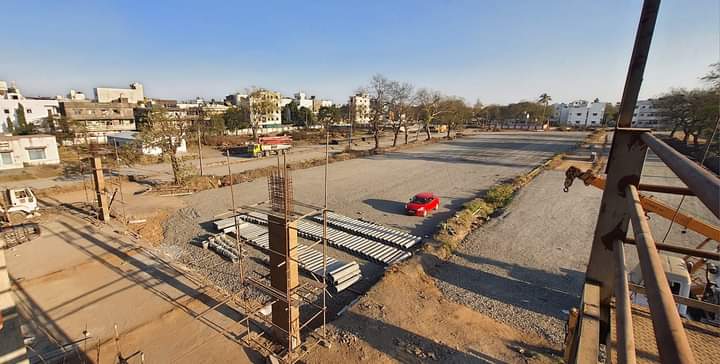 Udhna Railway station