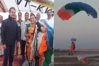 Sheetal Mahajan parachuting