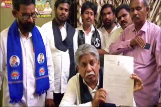 manda_krishna_fires_on_ysrcp_govt