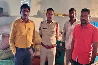 Men Selling Fake Seeds in Siddipet