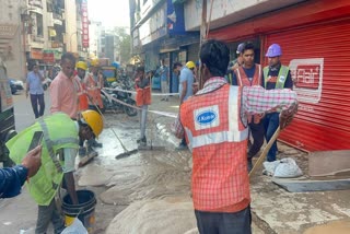 surat-150-people-affected-by-plastic-foam-leaking-two-floors-in-nearby-building-during-metro-operation