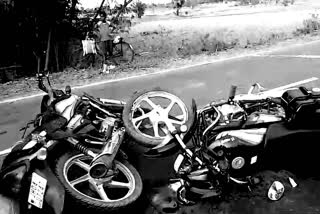 Two youths died in road accident in Pakur