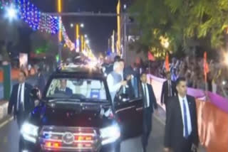 Prime Minister Narendra Modi took out a road show in Jamnagar city on Saturday night from the airport to the circuit house.