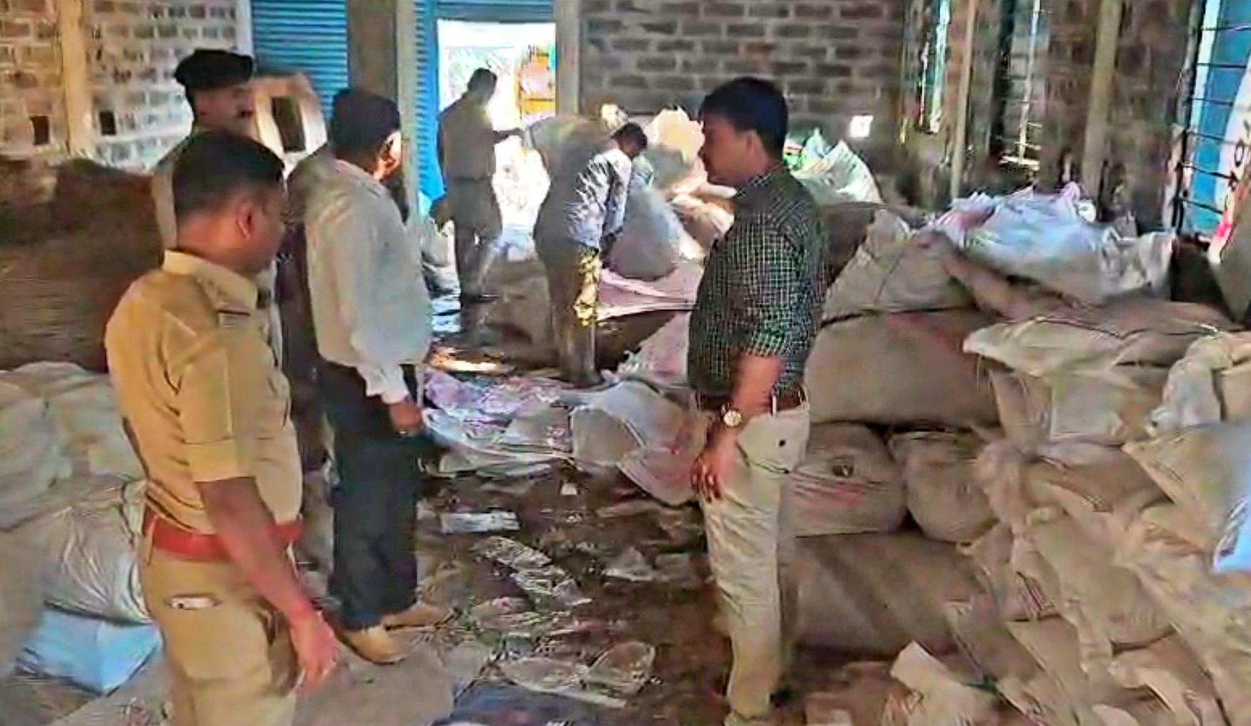 6 MORE PEOPLE ARRESTED IN ILLEGAL FOOD STOCKPILING CASE IN DHARWAD