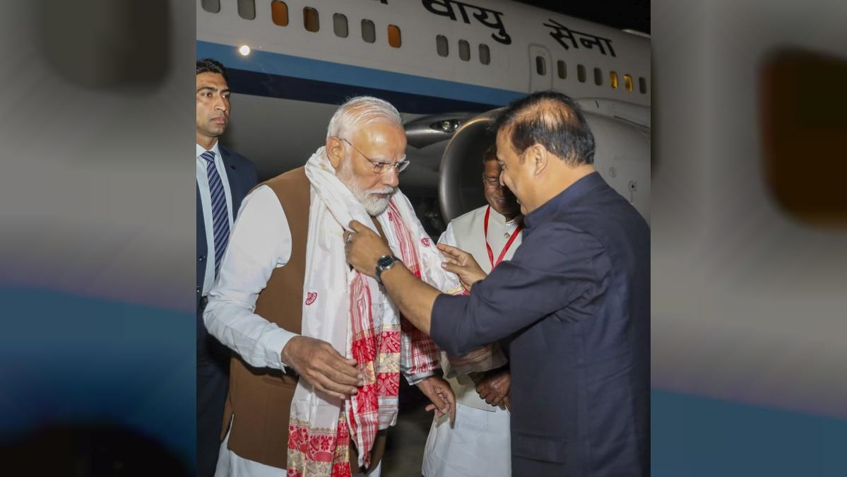 Prime Minister Modi Inaugurates Largest Jhumoir Ensemble In Assam