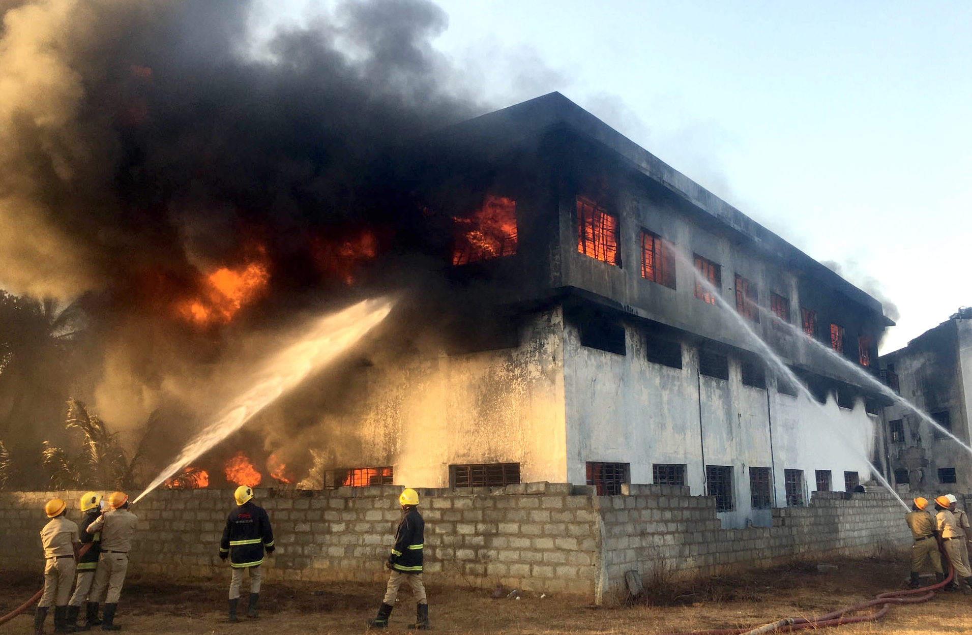 details-about-fire-brigade-operations-during-fire-accidents-and-emergencies