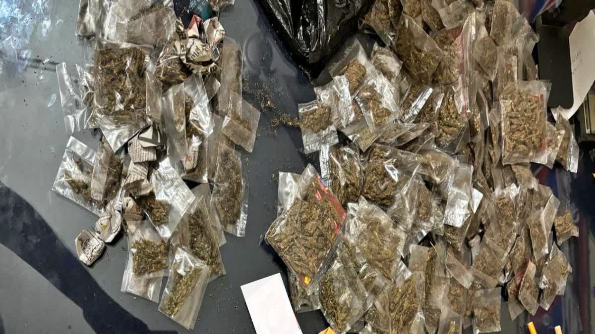 Ganja smuggling in Giridih