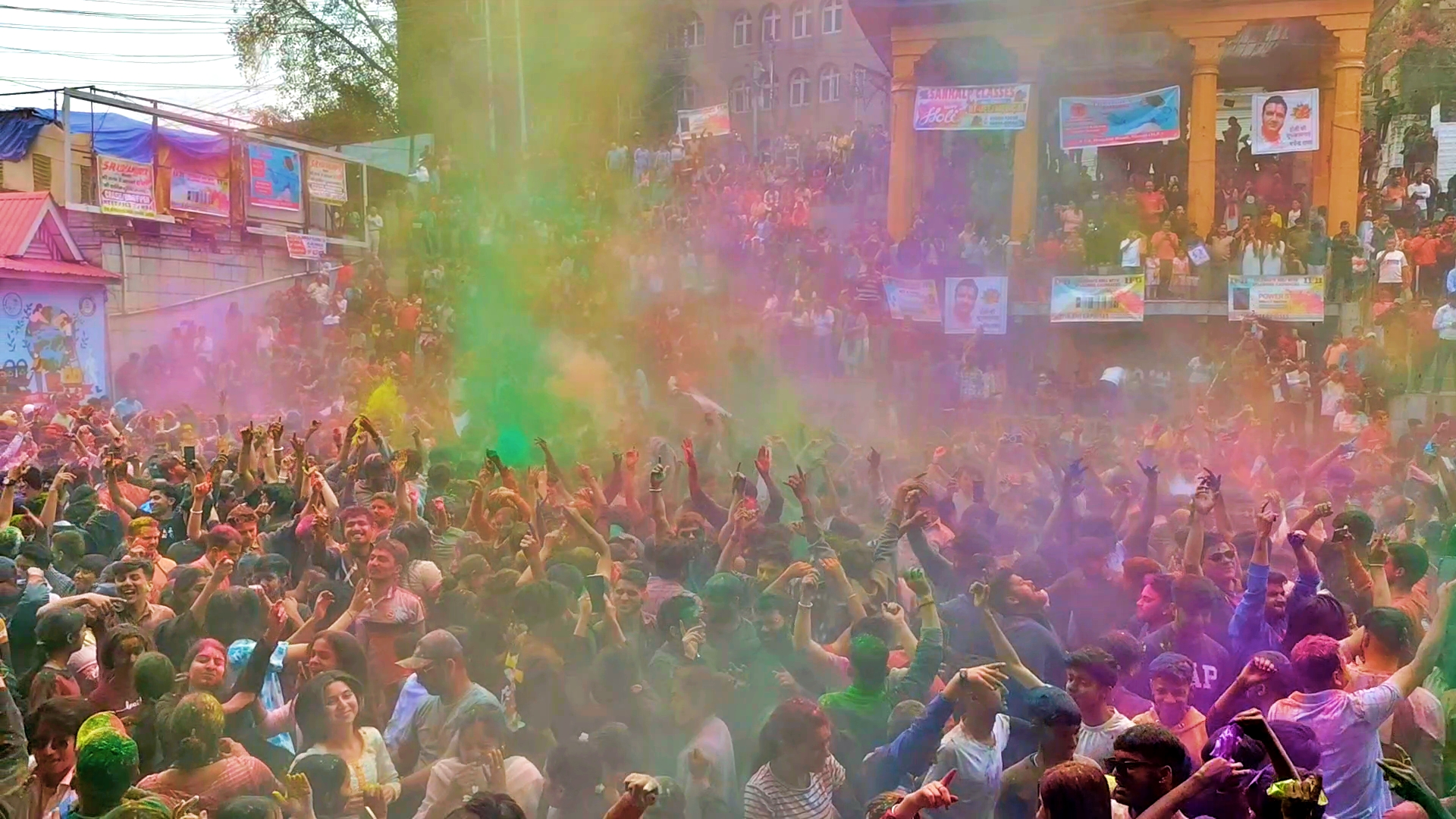 Holi Celebration in Choti Kashi Mandi