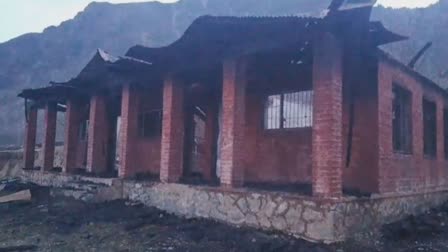 fire-guttted-old-school-building-in-sopore