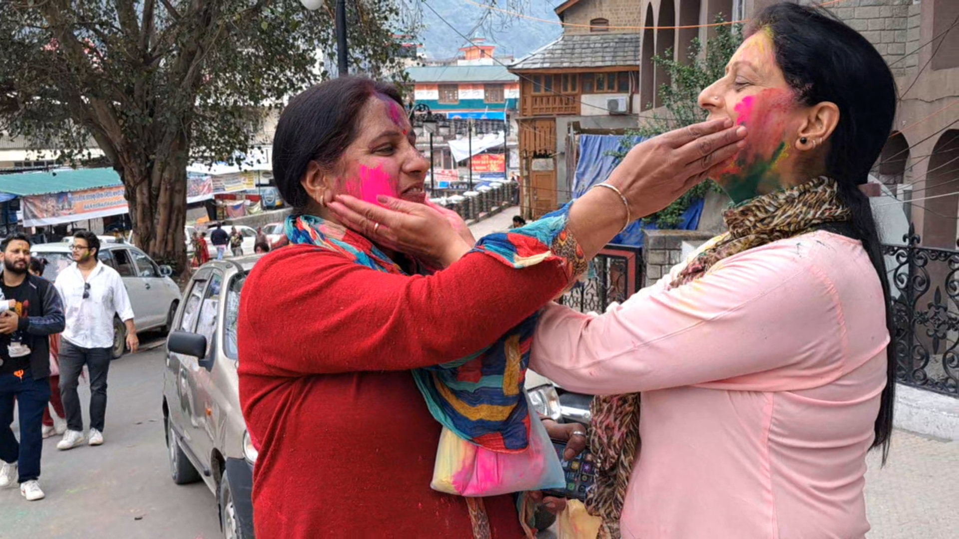 Holi Celebration in Choti Kashi Mandi