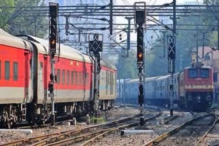 ALARM CHAIN IN TRAIN  INDIAN RAILWAY  TRAIN CHAIN PULLING CASES  ട്രെയിന്‍ എമര്‍ജന്‍സി ചങ്ങല