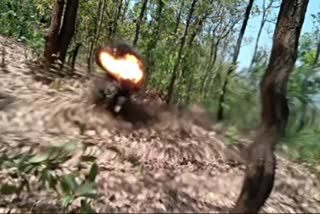 Cane bomb recovered from Budhapahar area of Jharkhand