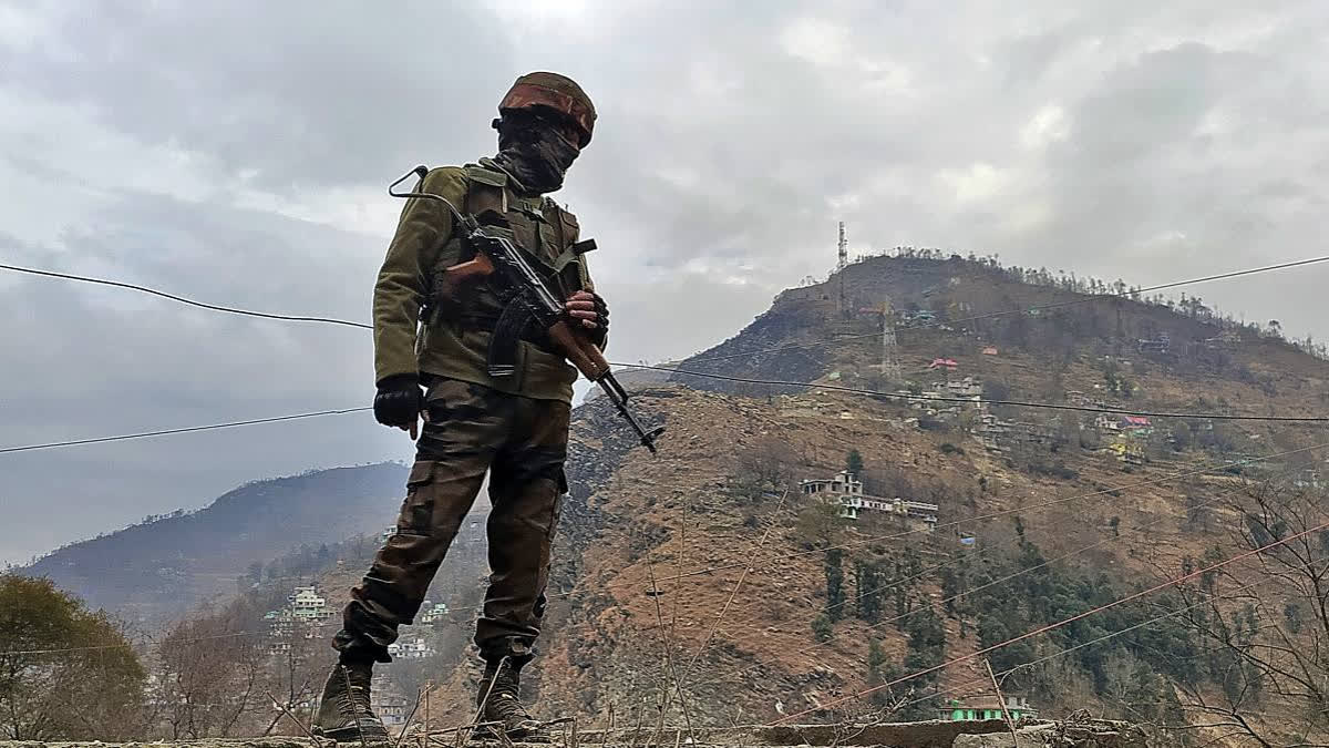 The Jammu and Kashmir Police on Tuesday announced a reward of Rs 10 lakh on a foreign terrorist codenamed "Abu Hamza" for his suspected involvement in the killing of a government employee in the Kunda Top village of the Thanamandi area in Rajouri district on Monday.