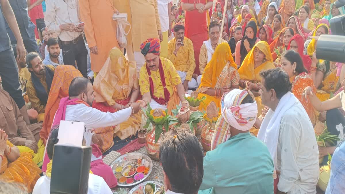 Huge Ram Mahayagya at the famous pilgrimage center of Datia, Pandokhar Sarkar Dham