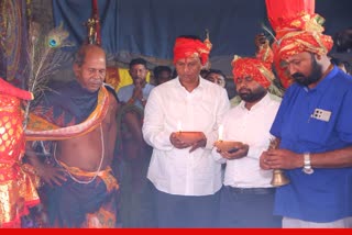 Pranab visits Hingula Temple