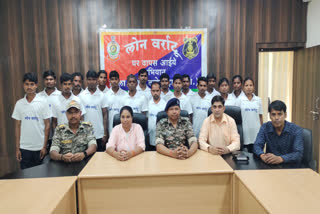 Naxalites surrendered in Dantewada