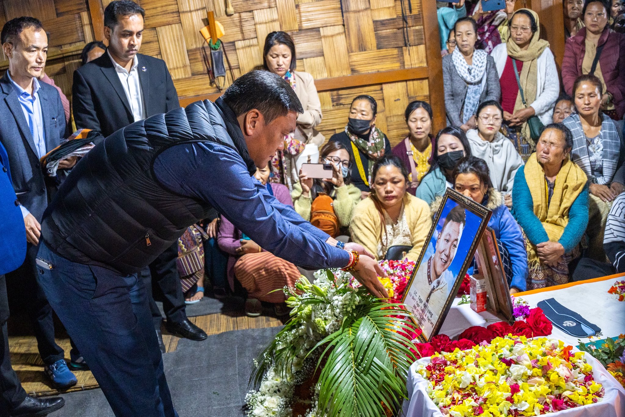 Tribute to Tage Hailong