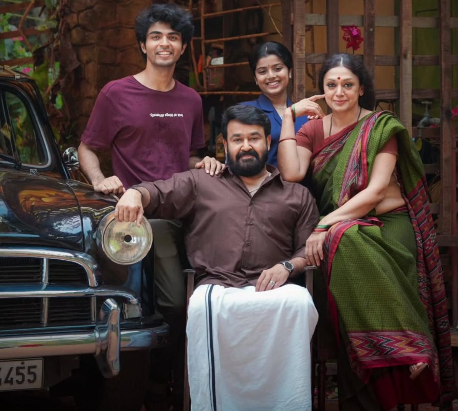Director Tharun Moorthy, Tharun Moorthy, Thudarum movie, Thudarum, Mohanlal, Shobana, Mohanlal Shobana combo films, Malayalam movies, New Releases, Movie News, Thudarum Movie News