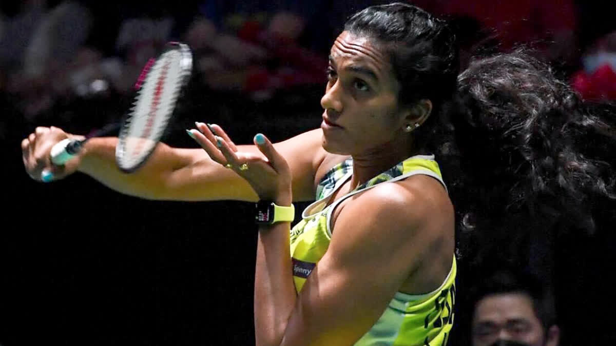 India's ace shuttler PV Sindhu has stormed into the semi-finals after thrashing top seeded Han Yue of China in a tightly-fought quarterfinal contest at the Malaysia Masters at Kuala Lumpur in Malaysia on Friday.