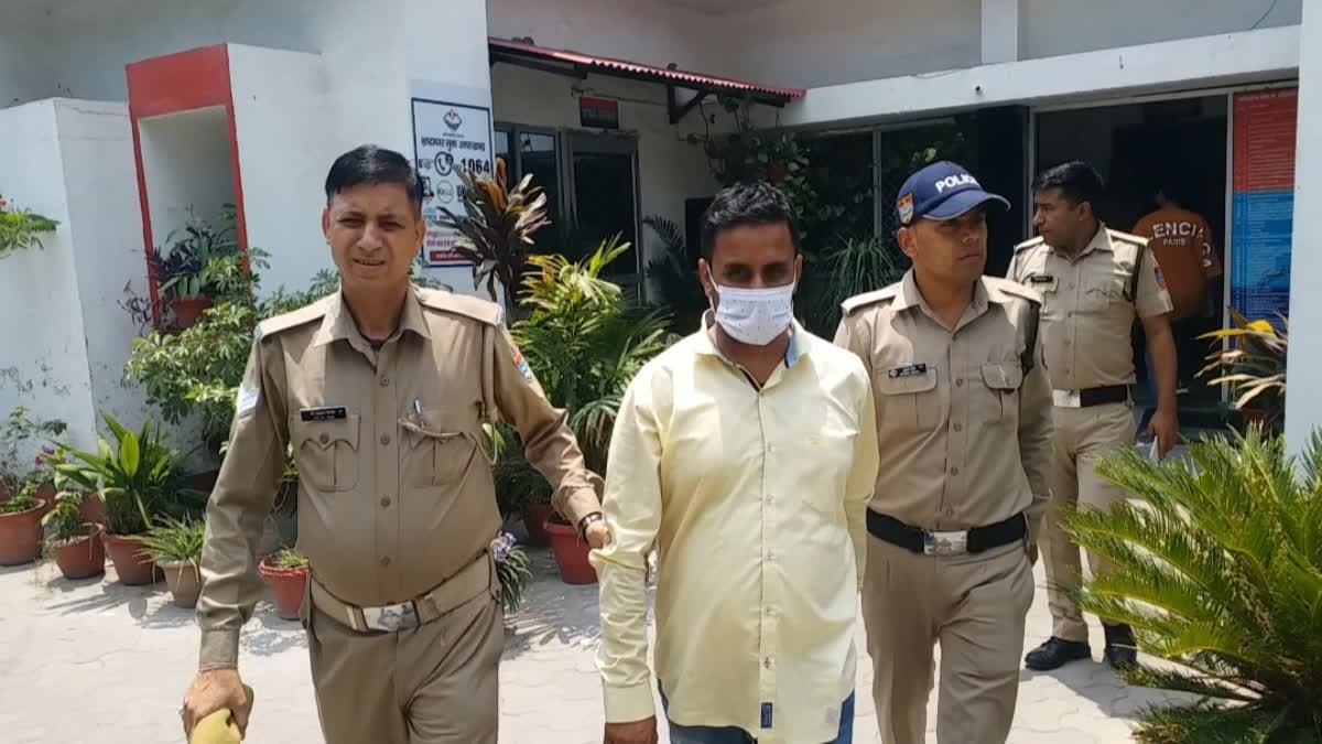 Builder Dhananjay Giri Arrest in Haldwani