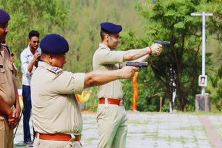 police shooting in Srinagar