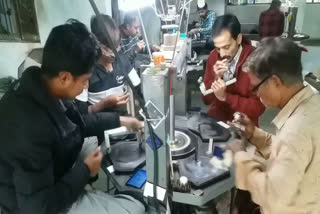 The Government of Gujarat had announced a relief package for diamond craftsmen in view of a slump in trade