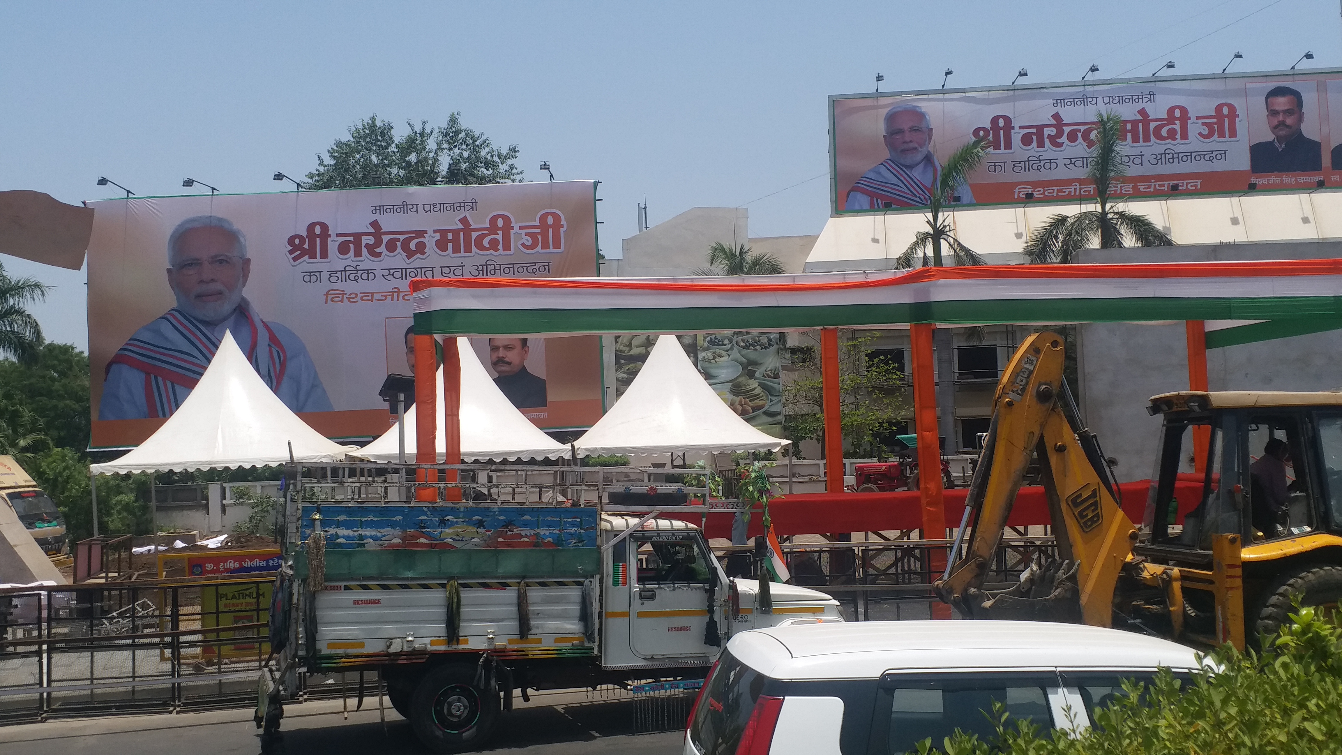 અમદાવાદમાં PMના રોડ શોને લઈને તૈયારી