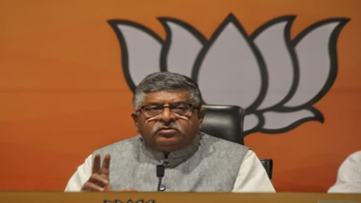 'Nitish Kumar, Lalu Yadav are daydreaming': Ravi Shankar Prasad on Opposition meeting