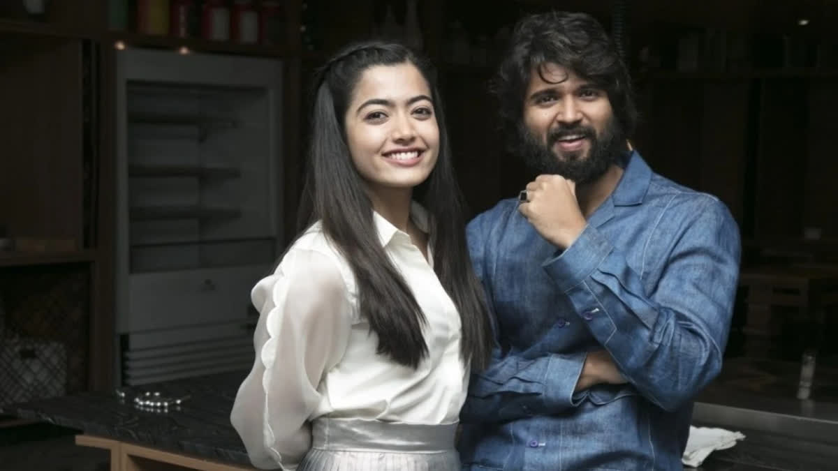 Vijay Deverakonda  Rashmika Mandanna  Vijay Deverakonda and Rashmika Mandanna  Vijay Deverakonda Rashmika spotted together  Vijay Deverakonda Rashmika dining together  Vijay Deverakonda Rashmika breakup  വിജയ് ദേവരകൊണ്ടയും രശ്‌മിക മന്ദാനയും  വിജയ്‌ ദേവരകൊണ്ട  രശ്‌മിക മന്ദാന  ഗീത ഗോവിന്ദം  ഡിയർ കോമ്രേഡ്  Ranbir Kapoor  Animal  Kushi  Samantha Ruth Prabhu  VD12  Mrunal Takur  ദേവരകൊണ്ടയും രശ്‌മികയും  വീഡിയോ വൈറല്‍  video viral