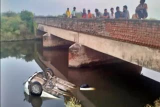 ಉತ್ತರ ಪ್ರದೇಶದಲ್ಲಿ ಕಾಲುವೆಗೆ ಬಿದ್ದ ಕಾರು