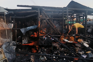 fire-incident-in-dal-lake-two-residential-structures-destroyed