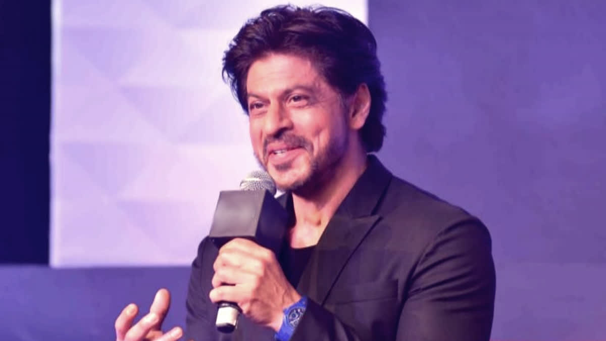 Shah Rukh Khan Becomes Bollywood's First To Be Honoured With Special Gold Coin By Paris' Grevin Museum