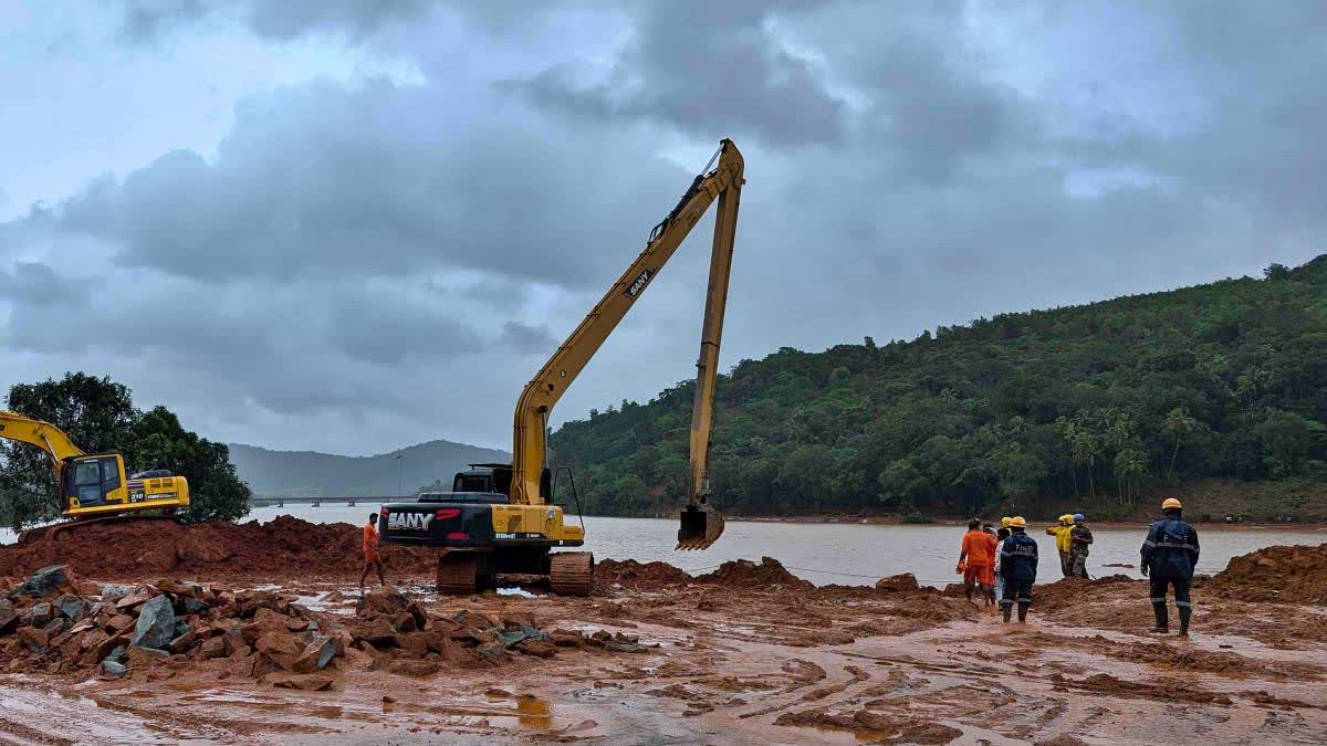 Shirur Landslide  landslide victim Arjun  ഷിരൂരിലെ മണ്ണിടിച്ചില്‍  ഗംഗാവാലി നദിയില്‍ ട്രക്ക് കണ്ടെത്തി