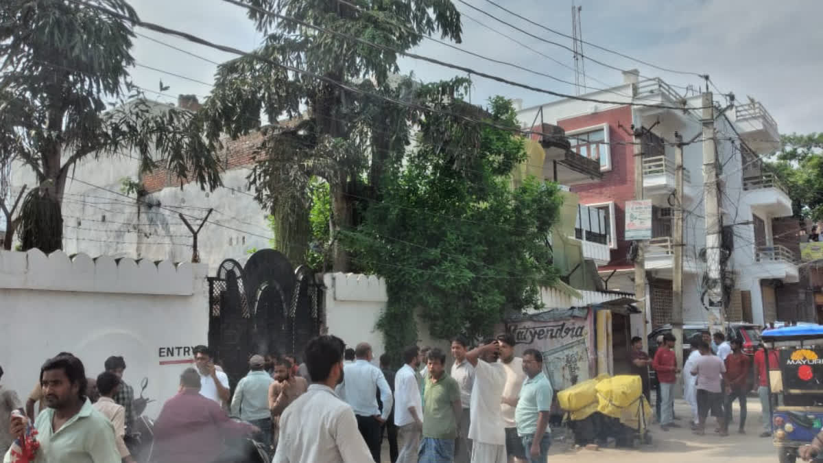 Raid In Sahabuddin House