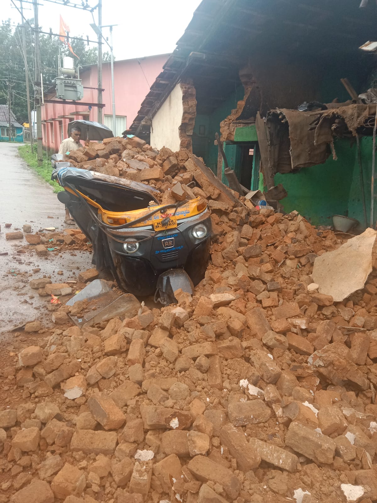 HEAVY RAIN IN CHIKKAMAGALURU