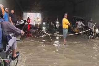 सुल्तानपुरी का अंडरपास हुआ जलमग्न ,लोगों को हो रही भारी परेशानी