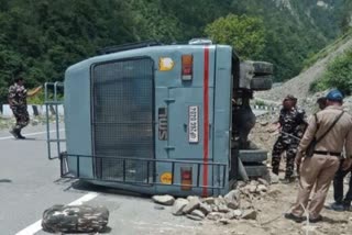 champawat road accident